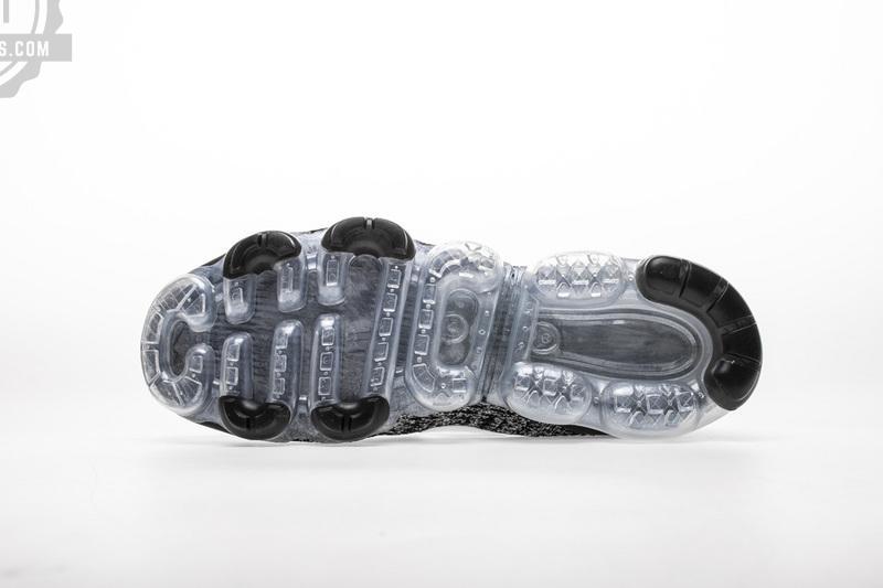 Nike Air Vapormax Flyknit 3 Oreo AJ6900-002 - Image 4