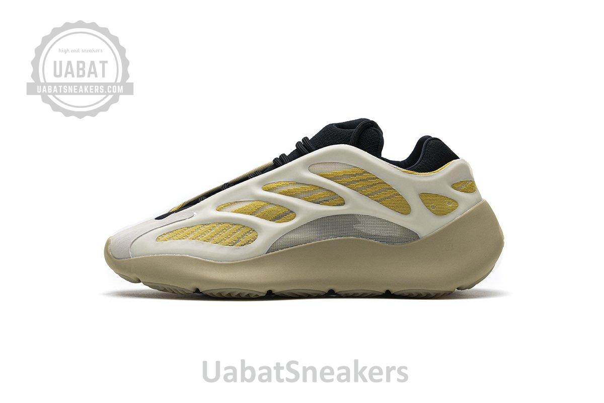 G54853 adidas Yeezy Boost 700 V3 Srphym