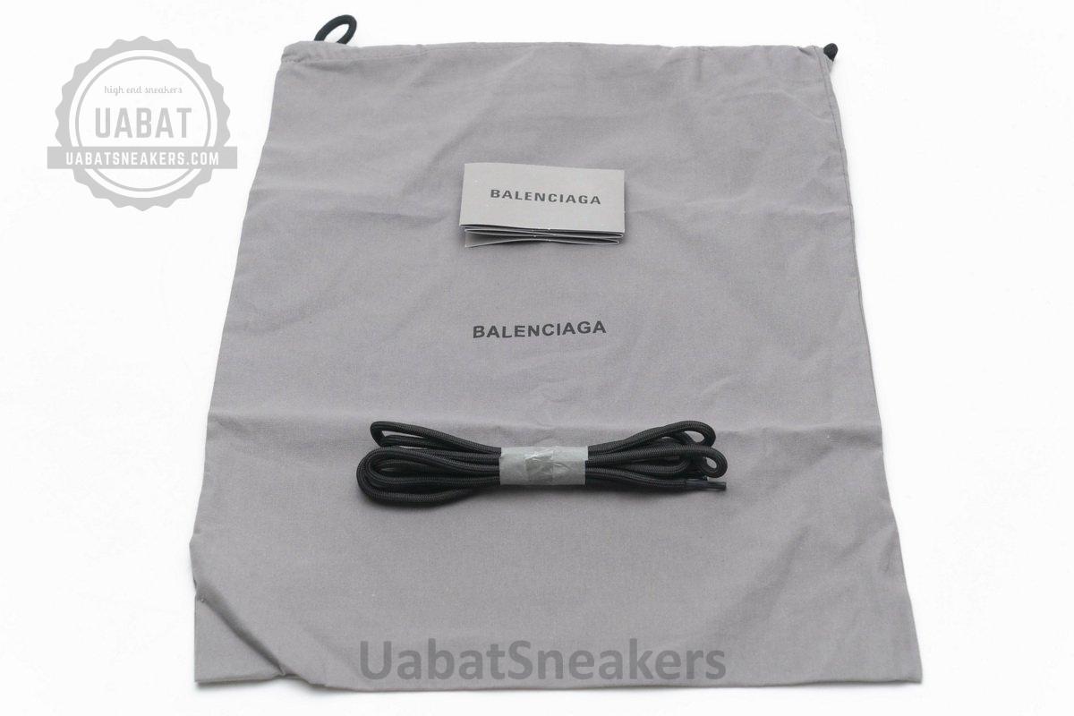 568615 W2GN3 6000 Blenciaga Track 2 Sneaker Burgundy - Image 12