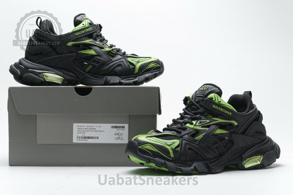 568615 W2GN1 1012 Blenciaga Track 2 Sneaker Black Green - Image 2