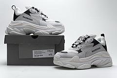 584088 W06E2 1769 Balenciaga Triple S Black Grey - Image 6