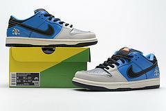 CZ5128-400 Instant Skateboards x Nike SB Dunk Low - Image 2