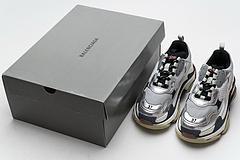 541624 W06E2 7320 Balenciaga Triple S Grey Silver - Image 3