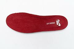 BQ6817-600 Nike SB Dunk Low Pro "Chicago" - Image 6