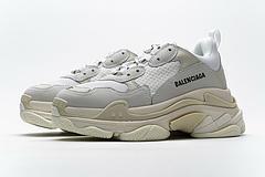 483546 W06F1 9000 Balenciaga Triple S White - Image 3