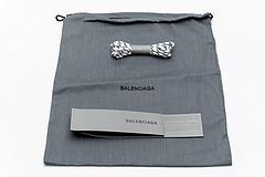 584088 W09O1 1900 Balenciaga Triple S Silvery - Image 11