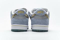 DC9936-100 Sean Cliver x Nike SB Dunk Low - Image 6