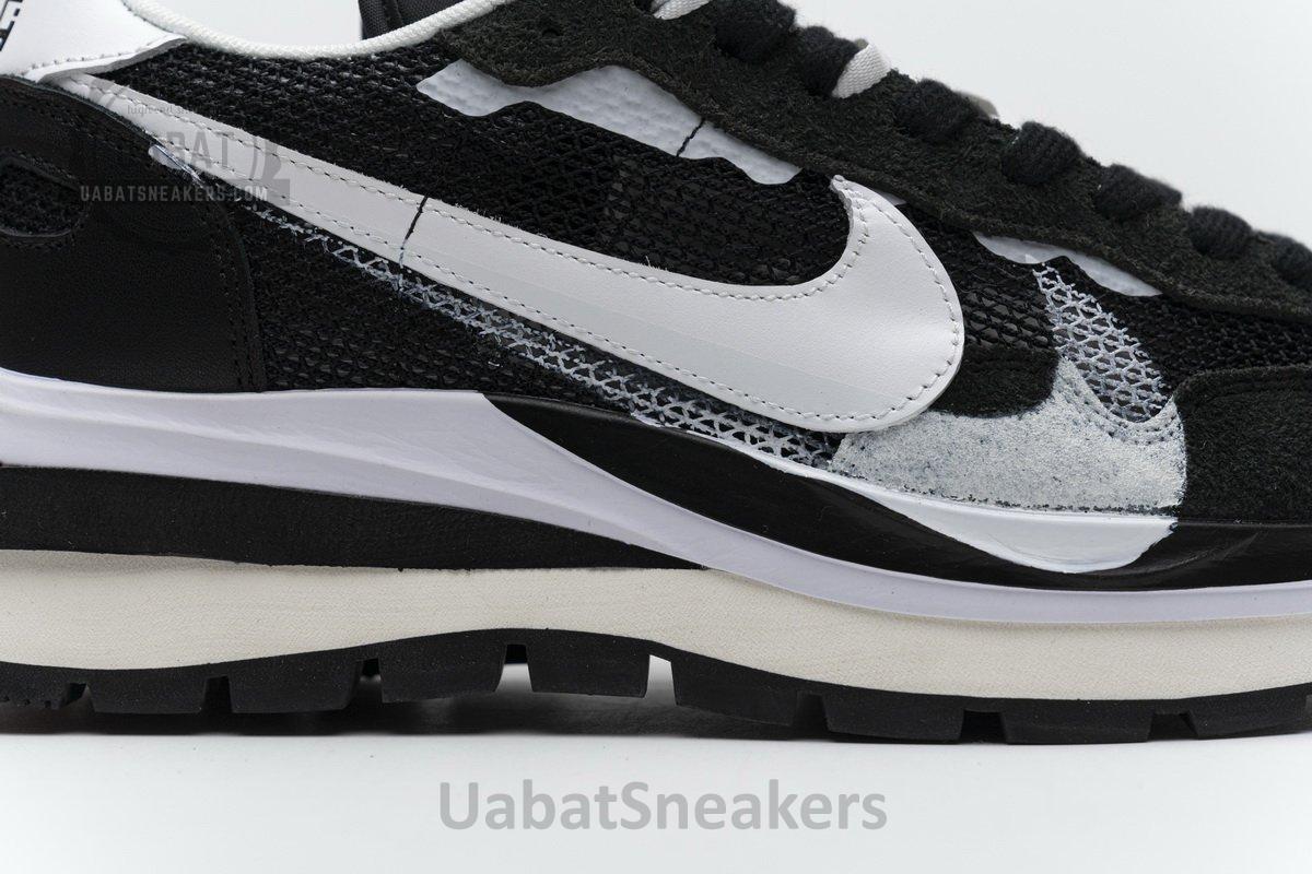 CI9928-001 Sacai x Nike Pegasua Vaporfly Black White - Image 22
