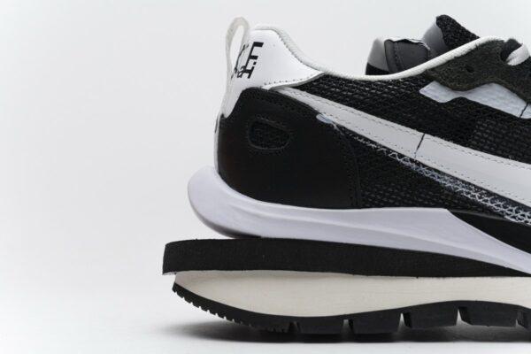 CI9928-001 Sacai x Nike Pegasua Vaporfly Black White - Image 9