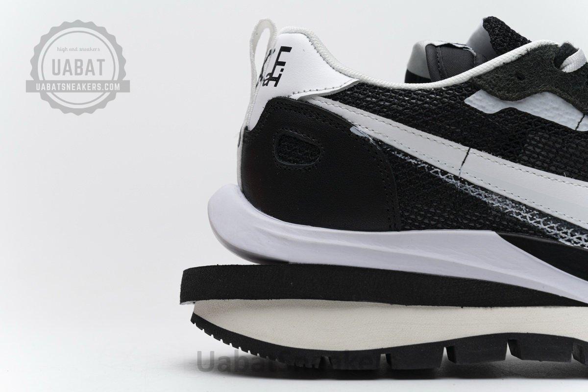 CI9928-001 Sacai x Nike Pegasua Vaporfly Black White - Image 9