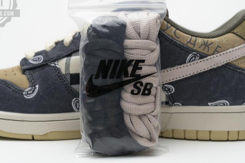 350 Travis Scott x Nike SB Dunk Low - Image 9