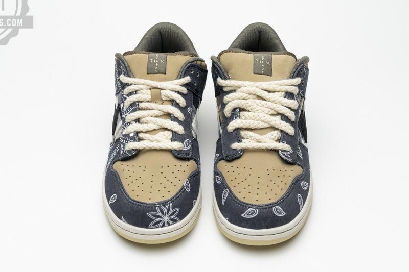 350 Travis Scott x Nike SB Dunk Low - Image 4