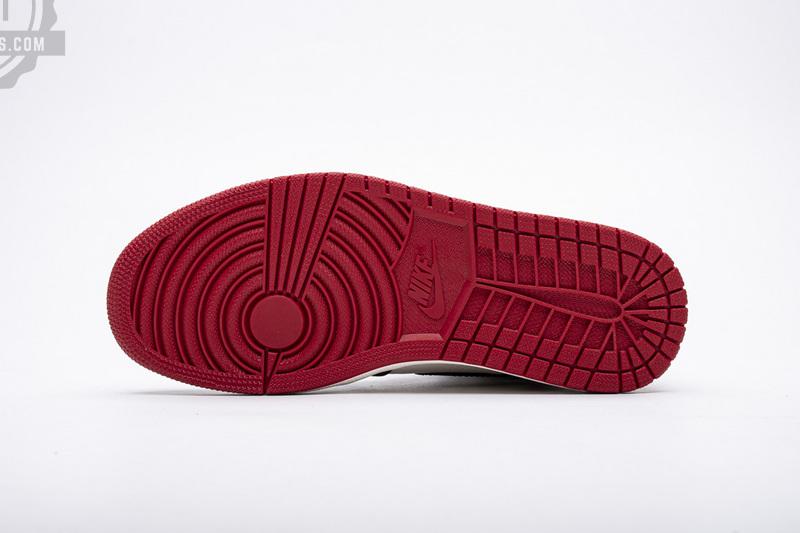 Air Jordan 1 High OG“Bred Toe” - Image 9