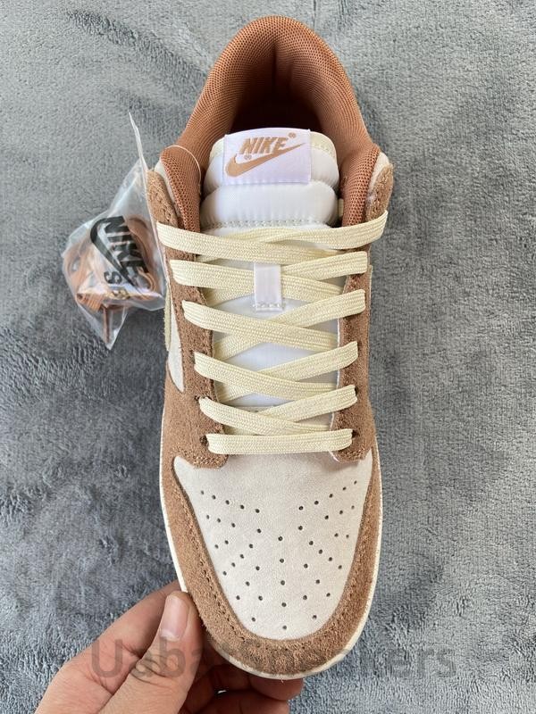 Nike Dunk Low PRM Medium Curry - Image 4