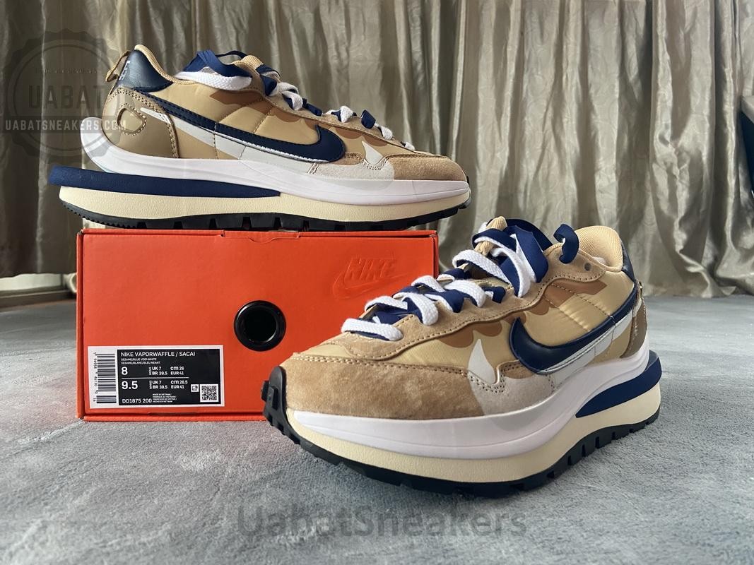 Sacai x Nike VaporWaffle Sesame and Blue Void - Image 2