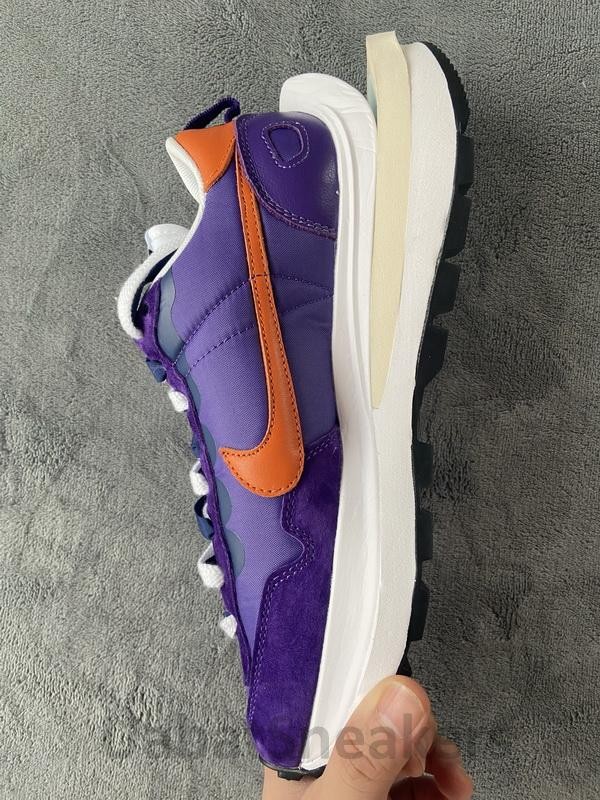 Sacai x Nike VaporWaffle Dark Iris - Image 5