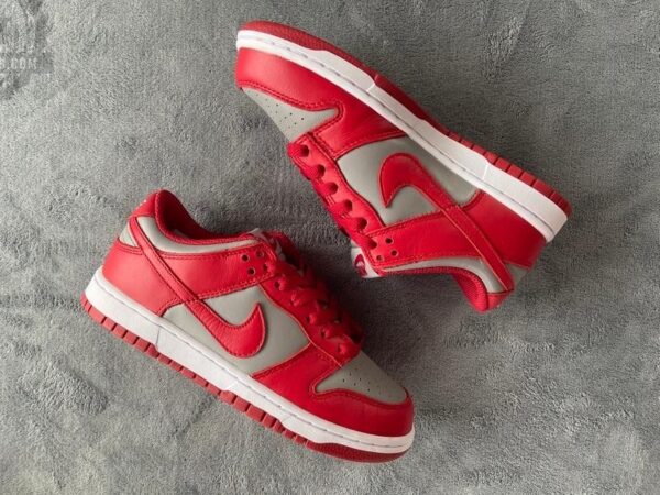 Nike Dunk Low Medium Grey - Image 4