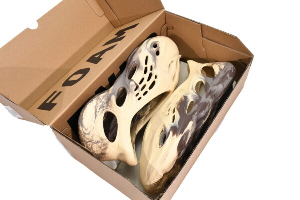 Adidas originals Yeezy Foam Runner MX Cream Clay - Image 3