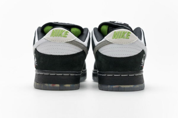 SB DUNK LOW PRO OG QS "Panda Pigeon" - Image 7