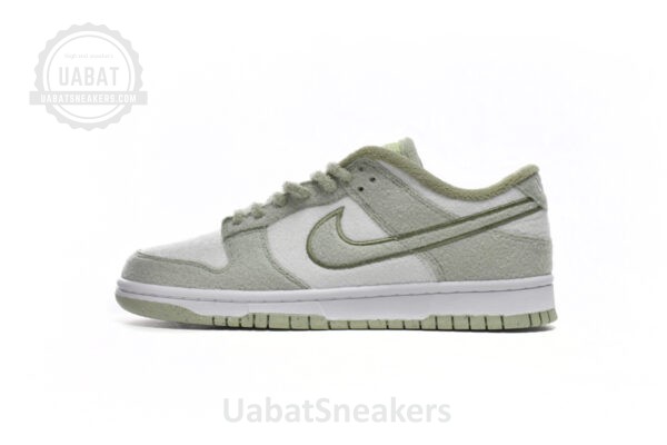 HUF x Nike SB Dunk Low ’Fleece‘’