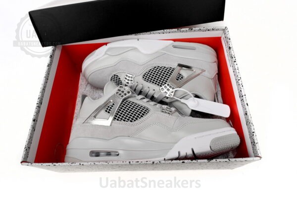 Air Jordan 4 Frozen Moments AQ9129-001 - Image 4
